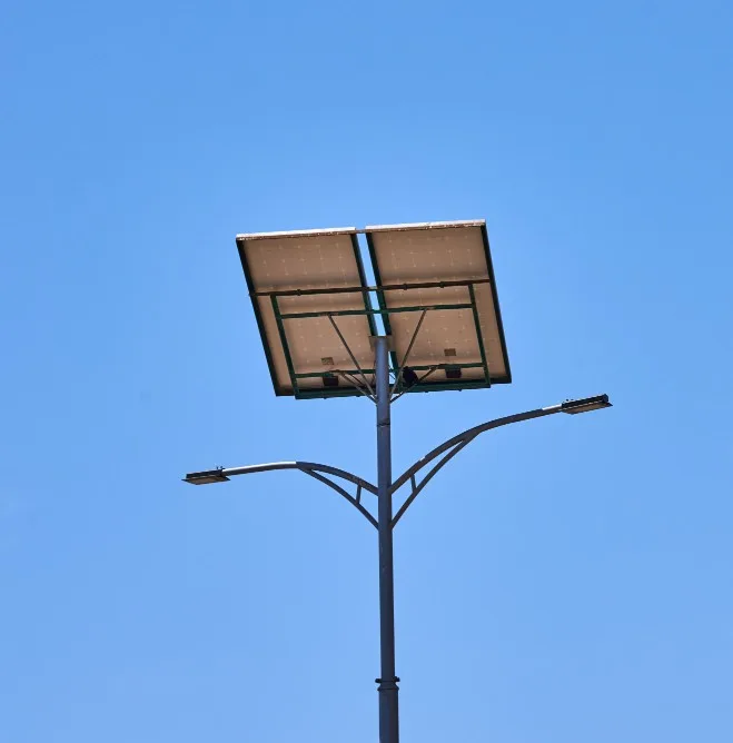 Semi-Integrated Solar Street Light